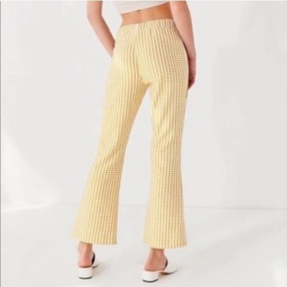 UO | Casey Cropped Kick Flare Pant in Yellow - Picture 2 of 5